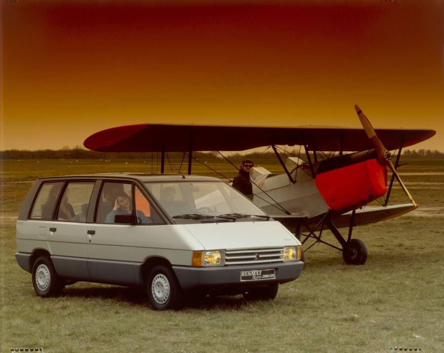  Renault Espace I 1984 года  (фото 8 из 8)